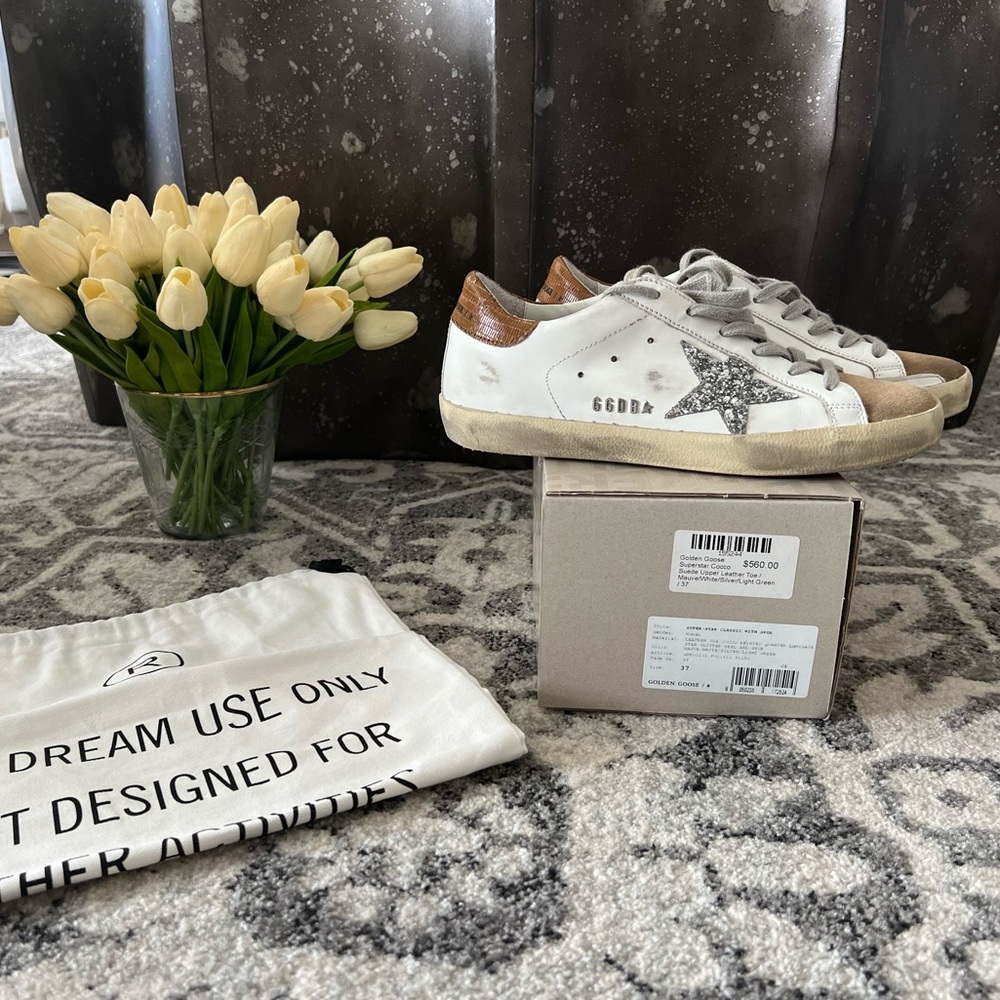 Size 37 (US women’s 7) Golden Goode Superstar Classics